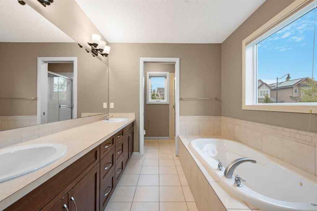 MLS® A2244540 - 18 Aspen Hills Manor SW in Aspen Woods Calgary, Residential