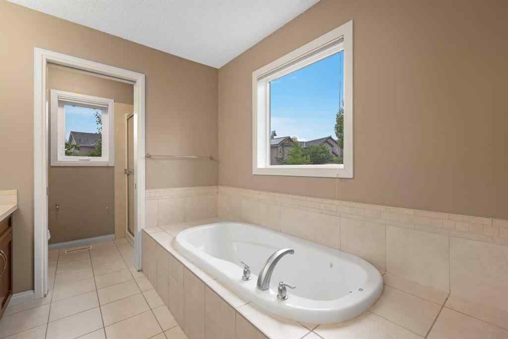 MLS® A2244540 - 18 Aspen Hills Manor SW in Aspen Woods Calgary, Residential