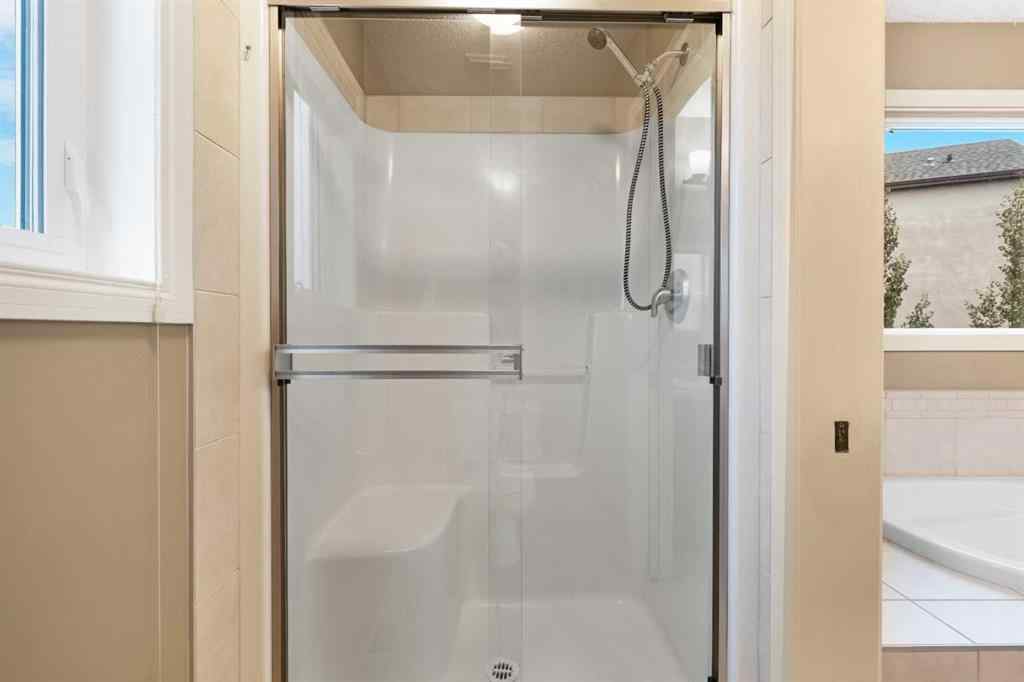 MLS® A2244540 - 18 Aspen Hills Manor SW in Aspen Woods Calgary, Residential