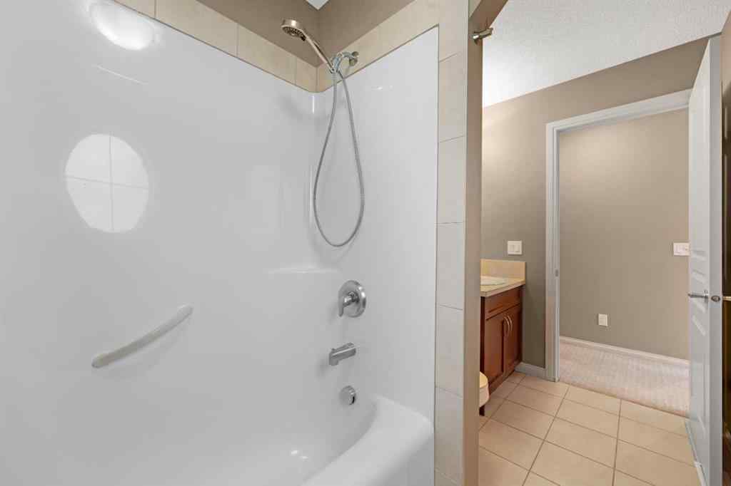 MLS® A2244540 - 18 Aspen Hills Manor SW in Aspen Woods Calgary, Residential