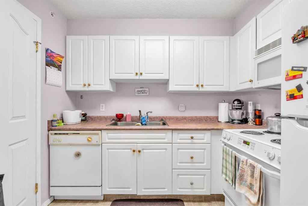 MLS® A2244542 - Unit #3340 6818 Pinecliff Grove NE in Pineridge Calgary, Residential