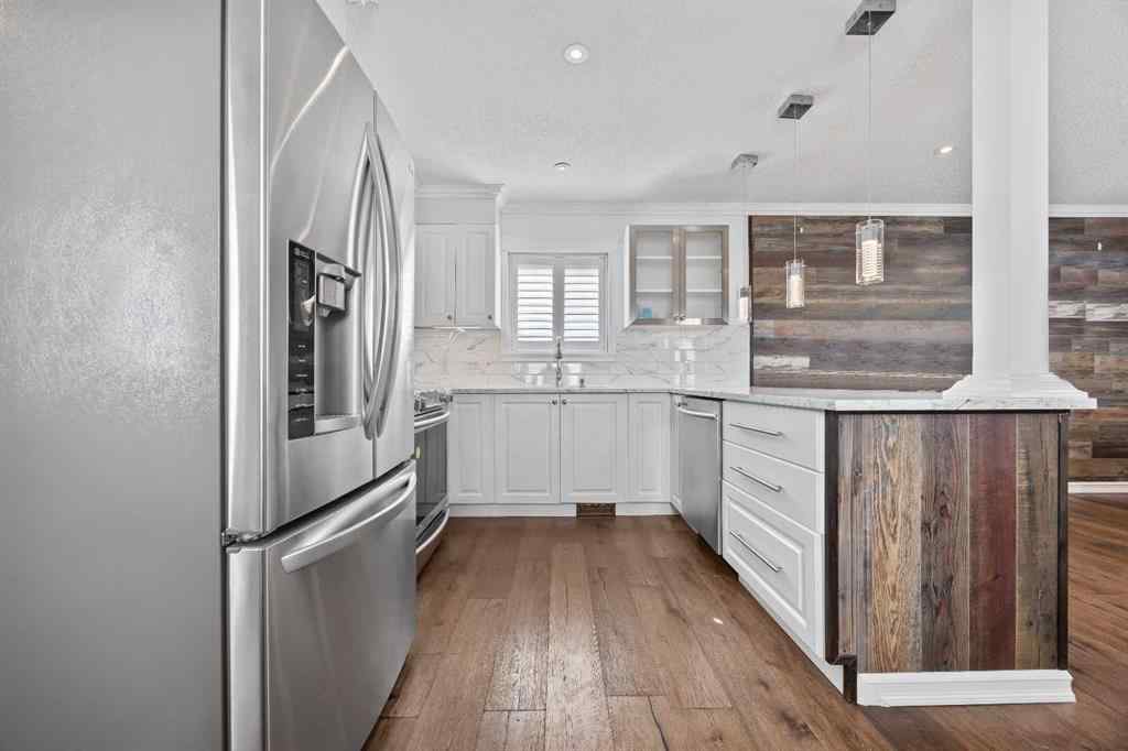 MLS® A2244546 - 31 Martinridge Place NE in Martindale Calgary, Residential