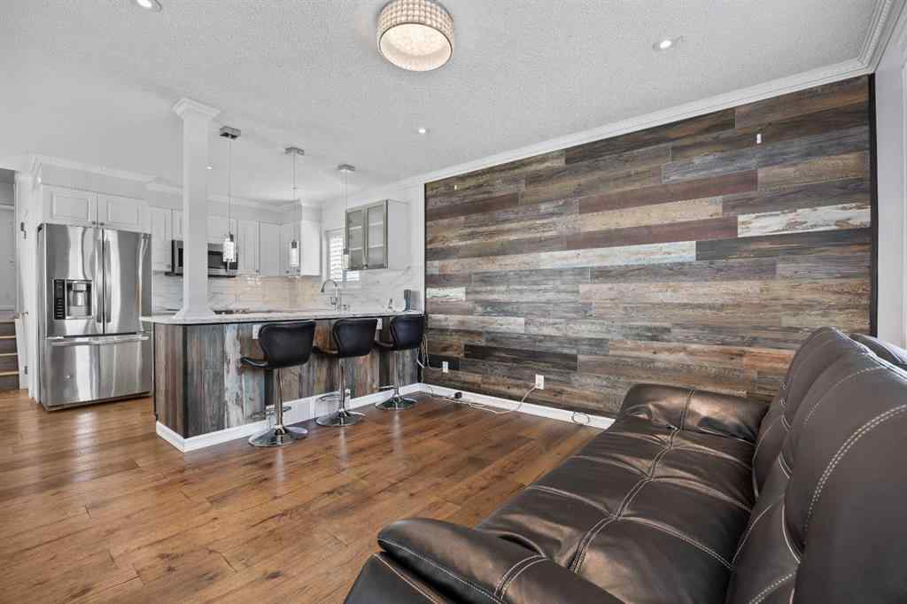 MLS® A2244546 - 31 Martinridge Place NE in Martindale Calgary, Residential