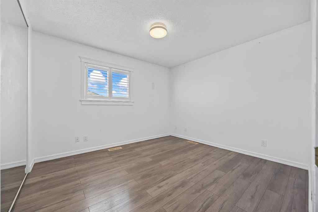MLS® A2244546 - 31 Martinridge Place NE in Martindale Calgary, Residential