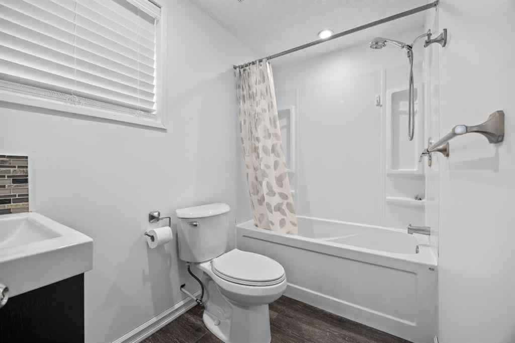 MLS® A2244546 - 31 Martinridge Place NE in Martindale Calgary, Residential