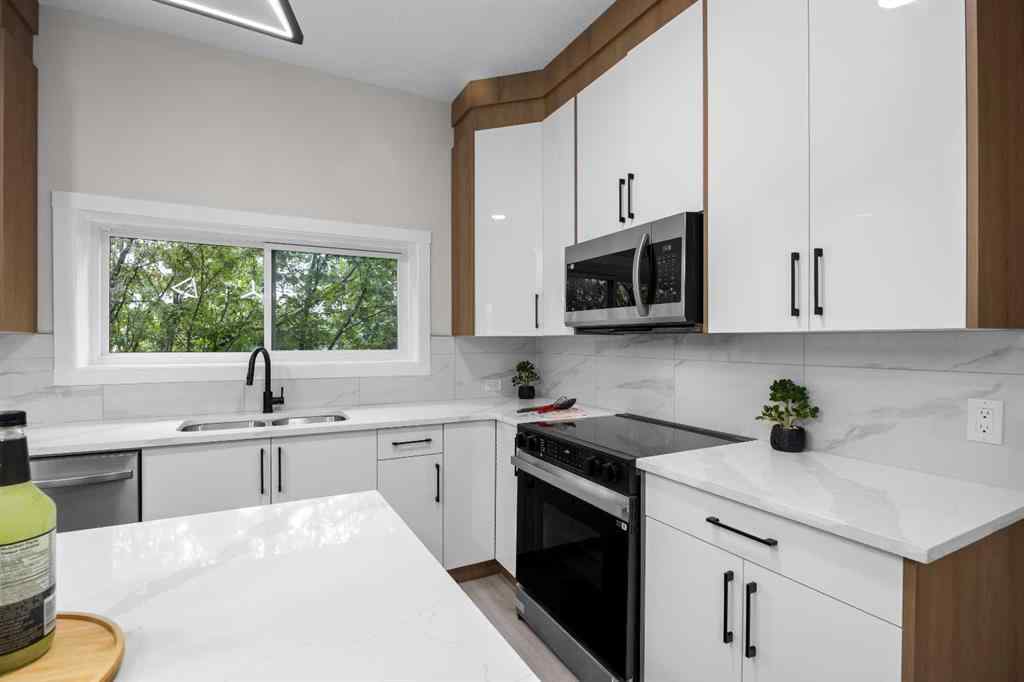 MLS® #A2244548 - 3707 Centre A Street NE in Highland Park Calgary, Residential Open Houses