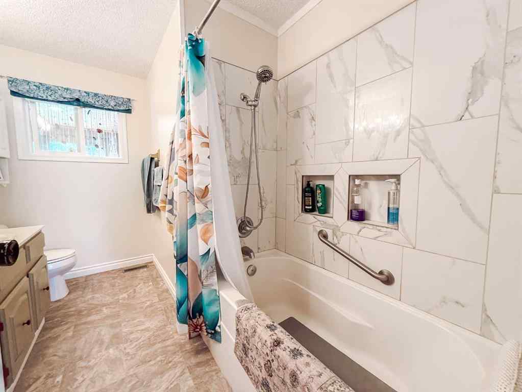 MLS® A2244555 - 5112 43 Avenue  in NONE Spirit River, Residential