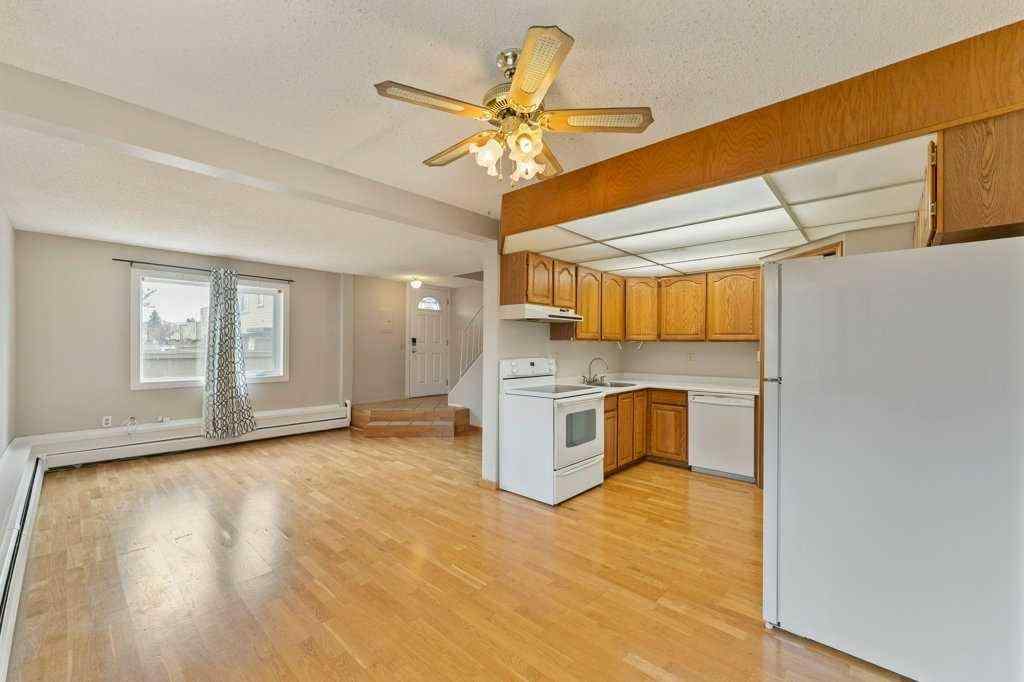 MLS® A2244557 - Unit #141 3809 45 Street SW in Glenbrook Calgary, Residential