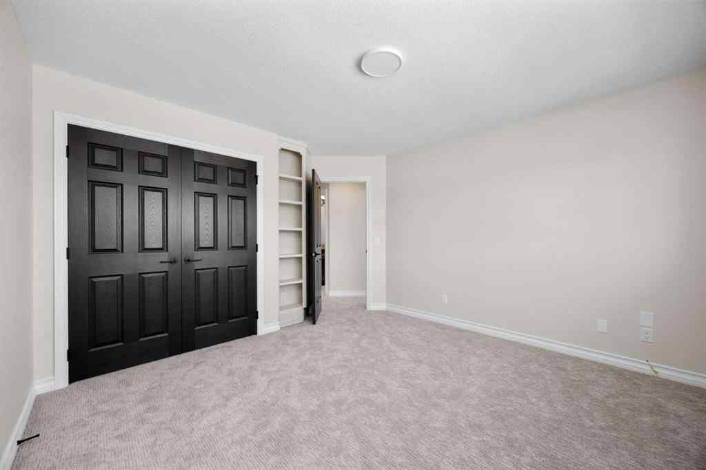 MLS® A2244561 - 21 Douglas Woods Manor SE in Douglasdale/Glen Calgary, Residential