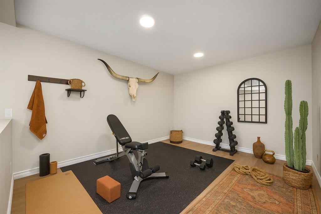MLS® A2244561 - 21 Douglas Woods Manor SE in Douglasdale/Glen Calgary, Residential