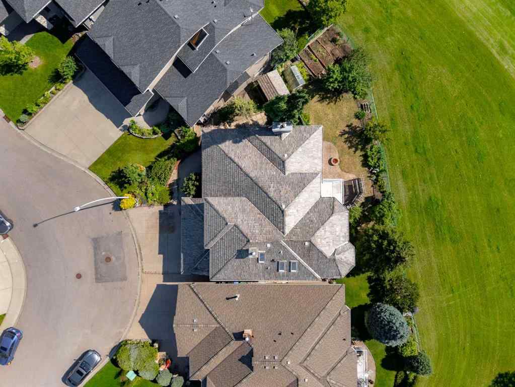 MLS® A2244561 - 21 Douglas Woods Manor SE in Douglasdale/Glen Calgary, Residential