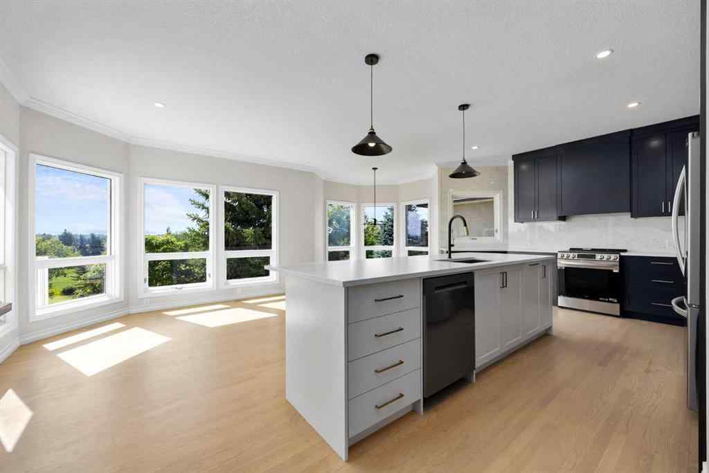 MLS® A2244561 - 21 Douglas Woods Manor SE in Douglasdale/Glen Calgary, Residential
