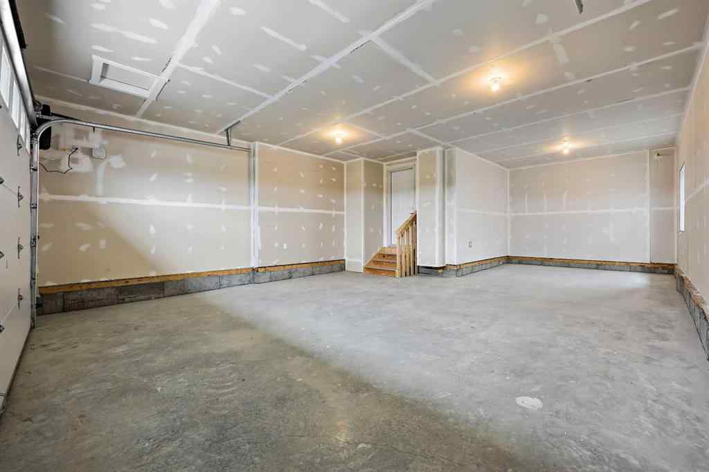 MLS® A2244563 - 626 Bayview Lane SW in Bayview Airdrie, Residential