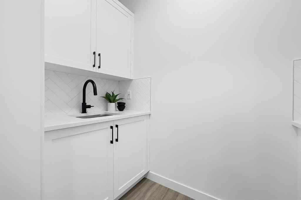 MLS® A2244563 - 626 Bayview Lane SW in Bayview Airdrie, Residential
