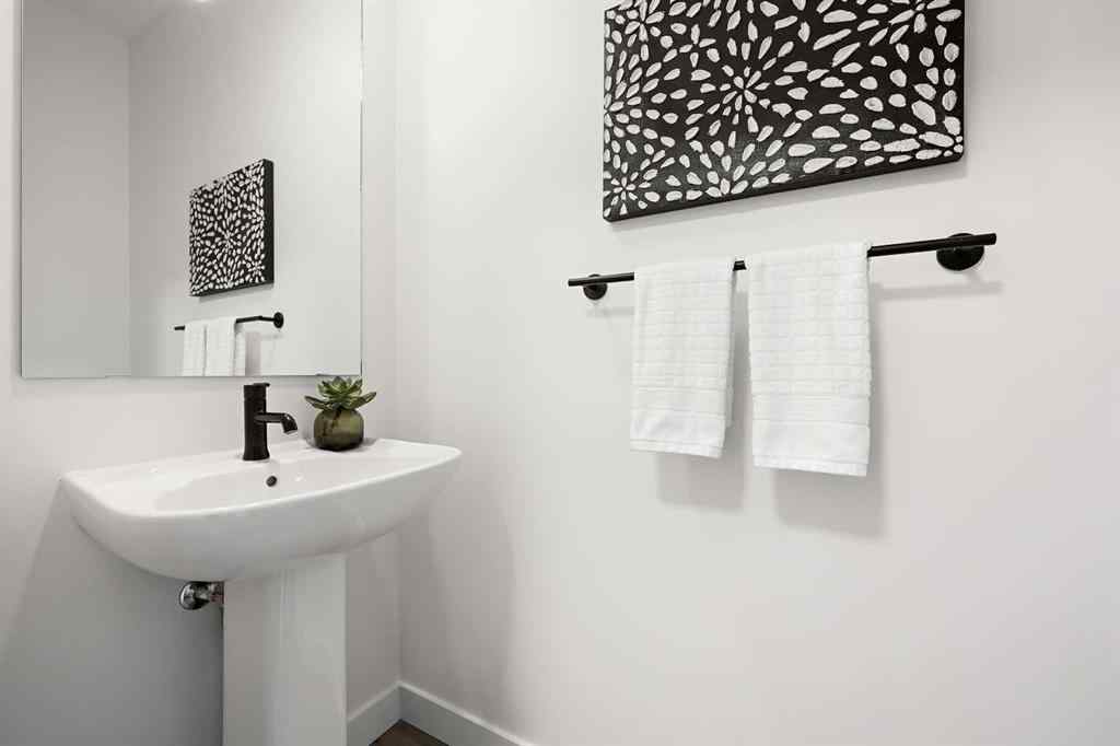 MLS® A2244563 - 626 Bayview Lane SW in Bayview Airdrie, Residential