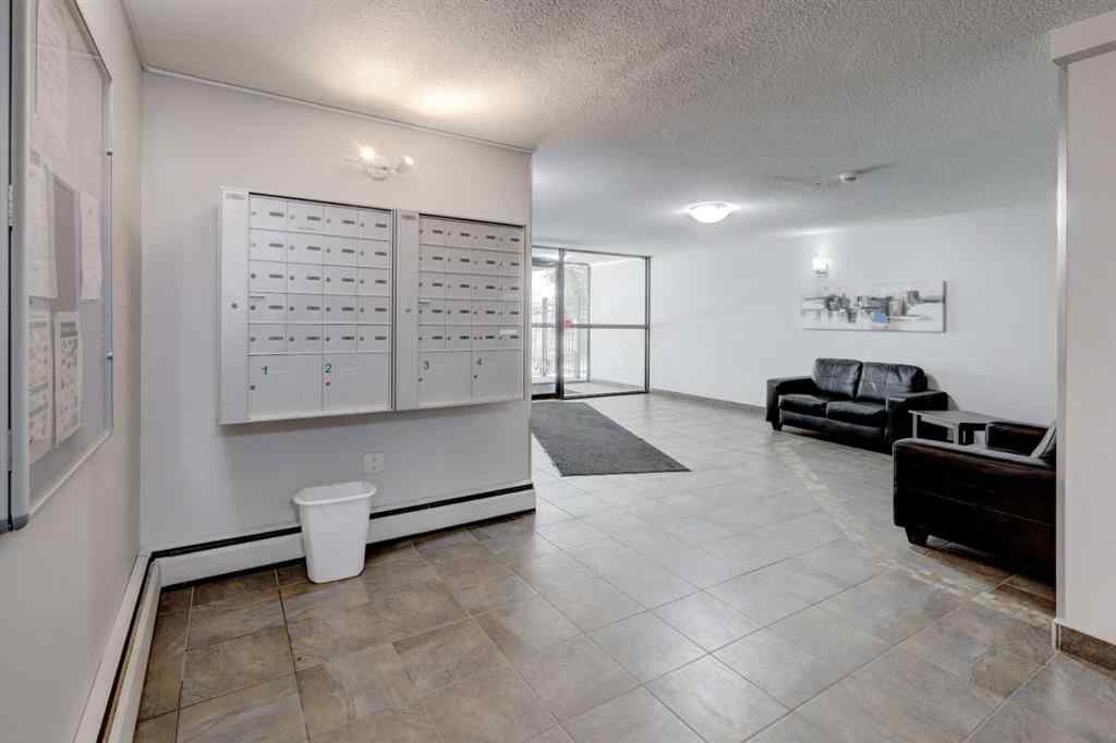 MLS® A2244566 - Unit #304 1213 13 Avenue SW in Beltline Calgary, Residential