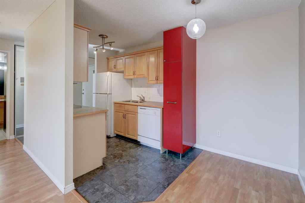 MLS® A2244566 - Unit #304 1213 13 Avenue SW in Beltline Calgary, Residential