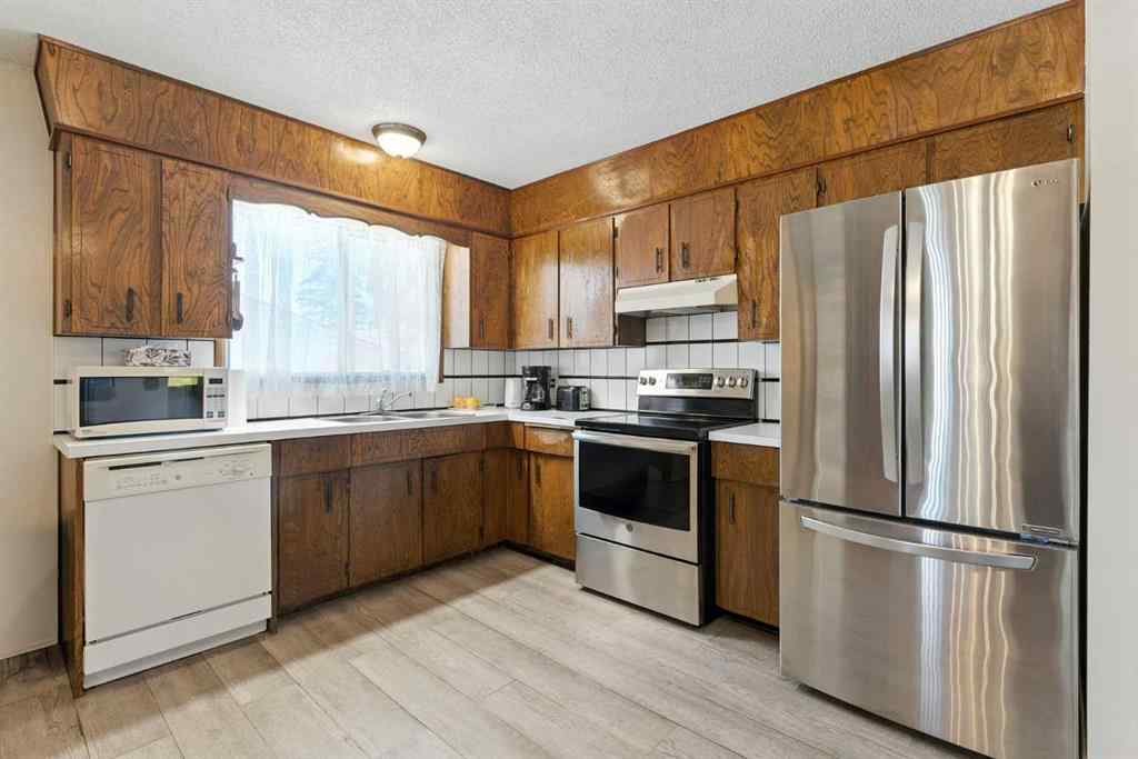 MLS® A2244567 - 5720 Madigan Drive NE in Marlborough Park Calgary, Residential