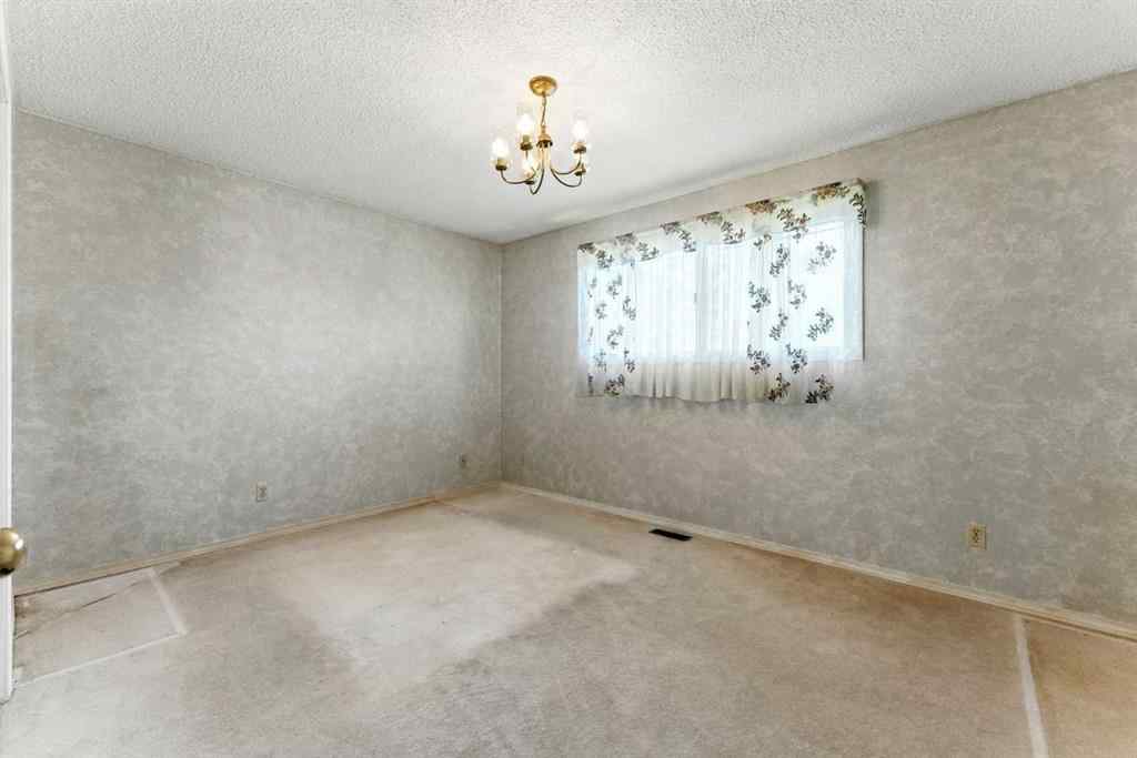MLS® A2244567 - 5720 Madigan Drive NE in Marlborough Park Calgary, Residential