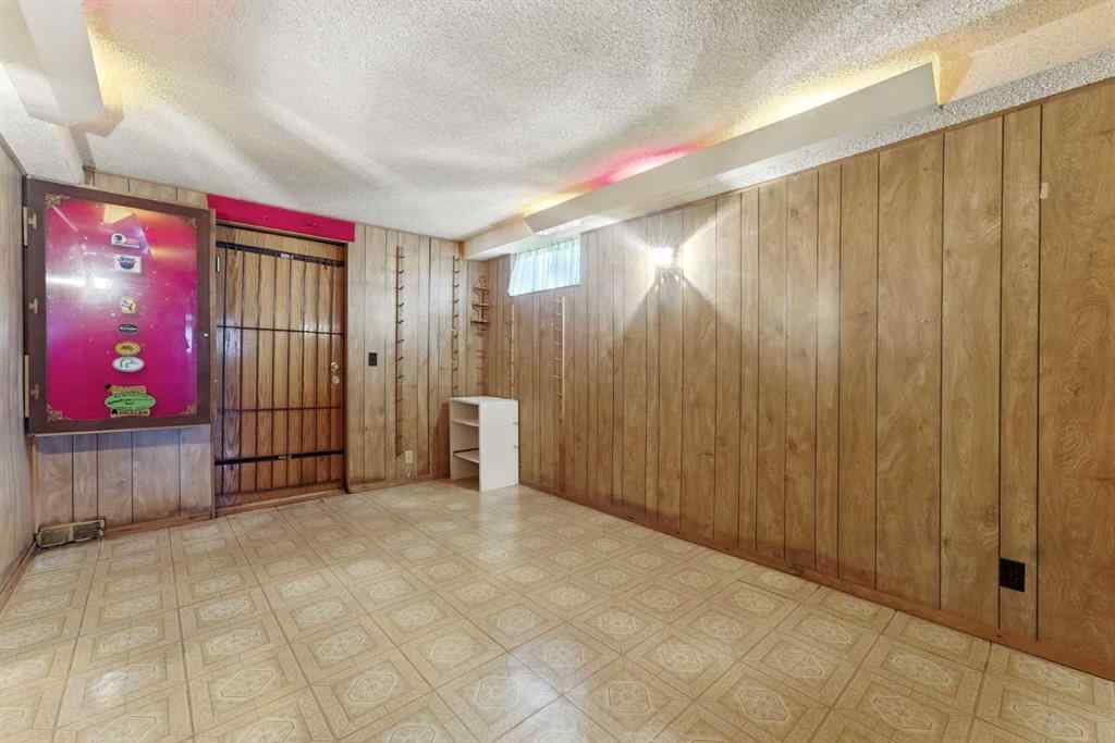 MLS® A2244567 - 5720 Madigan Drive NE in Marlborough Park Calgary, Residential