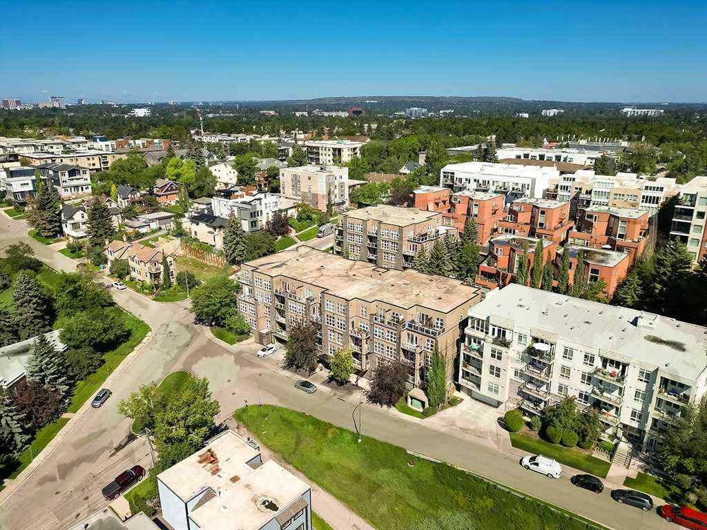 MLS® A2244573 - Unit #306 532 5 Avenue NE in Renfrew Calgary, Residential