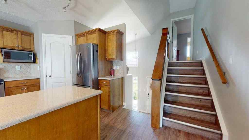 MLS® A2244584 - 91 Coalbanks Gate W in Copperwood Lethbridge, Residential