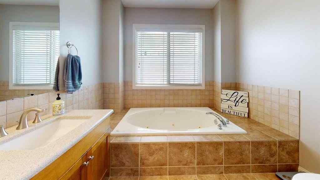 MLS® A2244584 - 91 Coalbanks Gate W in Copperwood Lethbridge, Residential