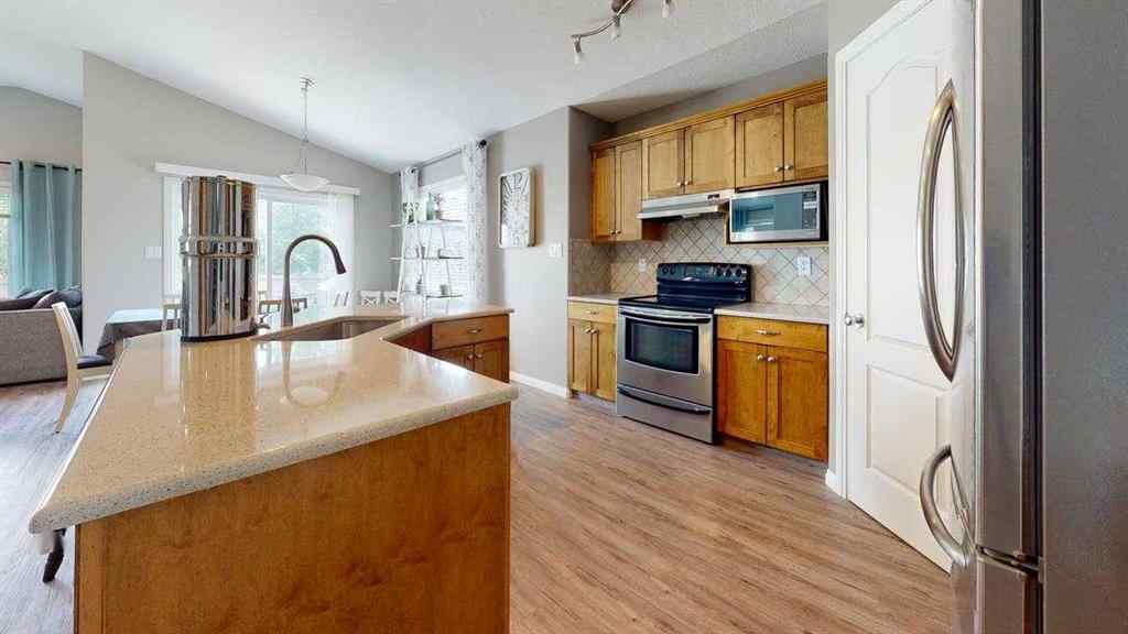 MLS® A2244584 - 91 Coalbanks Gate W in Copperwood Lethbridge, Residential