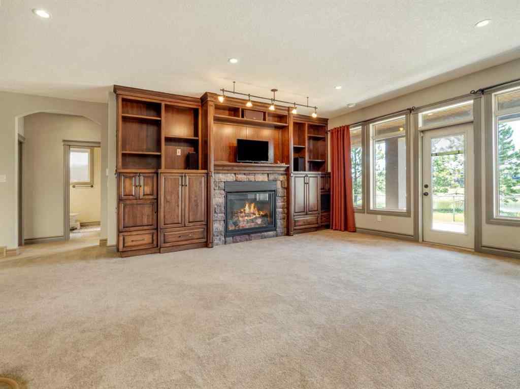 MLS® A2244586 - 629 Southgate Boulevard S in Southgate Lethbridge, Residential