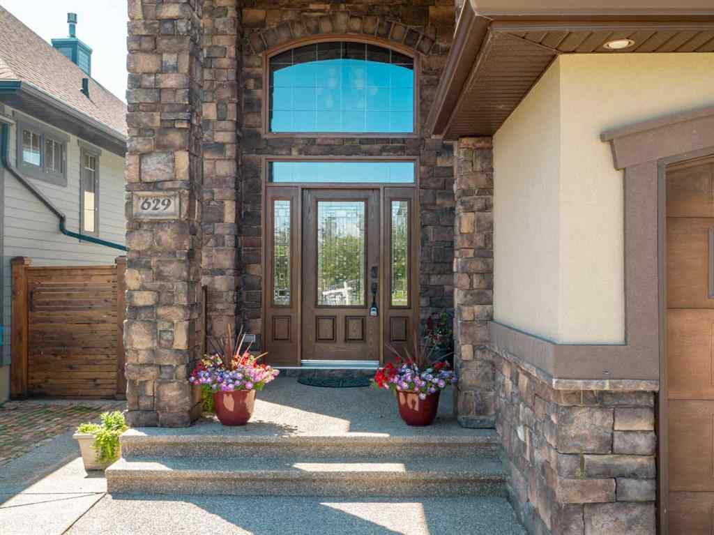 MLS® A2244586 - 629 Southgate Boulevard S in Southgate Lethbridge, Residential