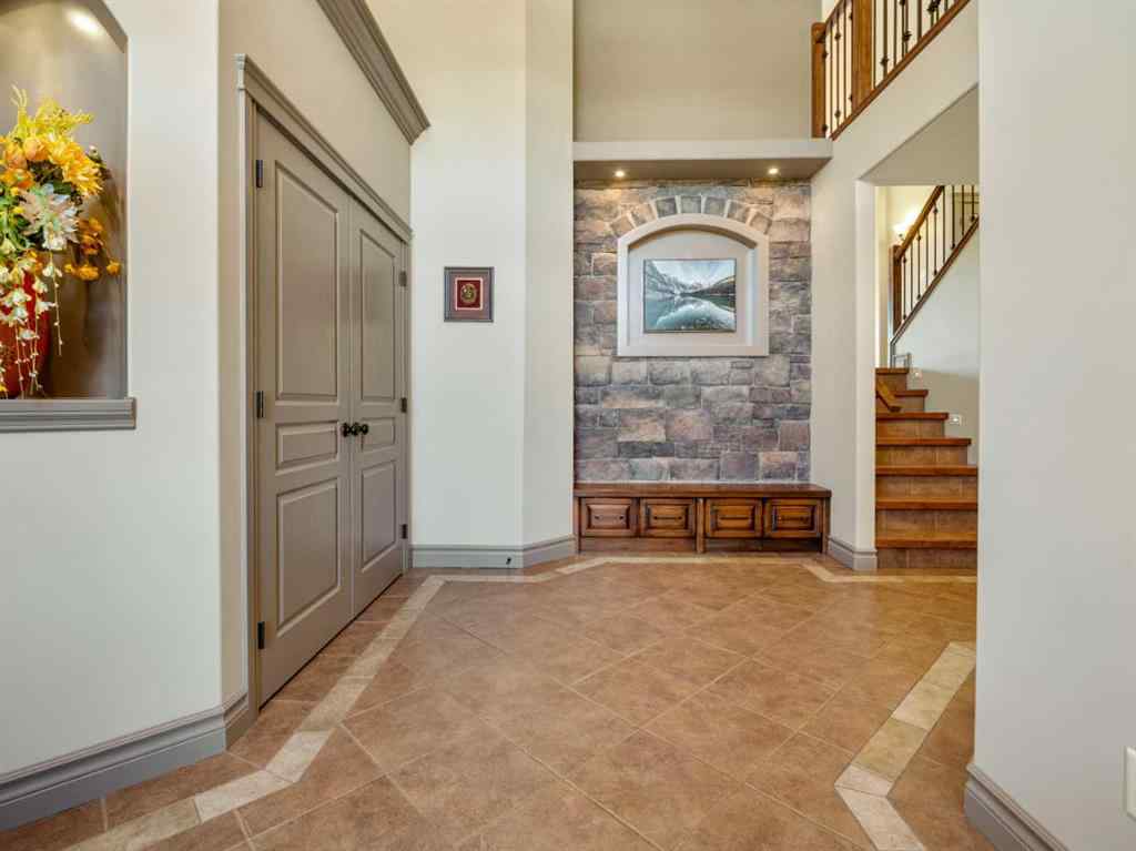 MLS® A2244586 - 629 Southgate Boulevard S in Southgate Lethbridge, Residential