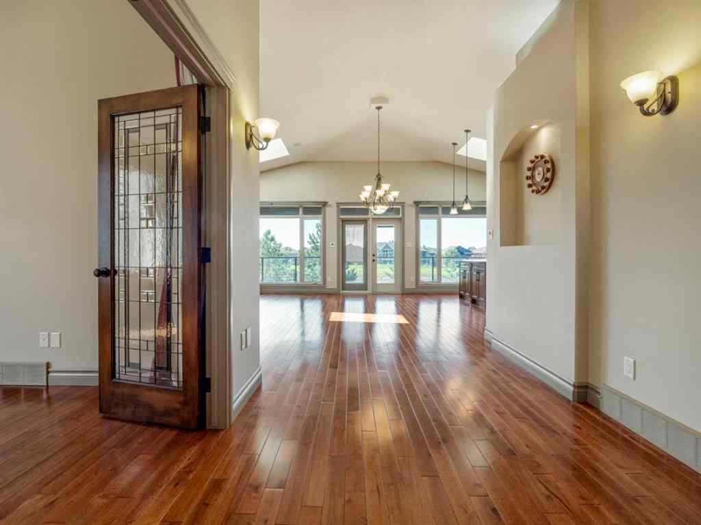 MLS® A2244586 - 629 Southgate Boulevard S in Southgate Lethbridge, Residential