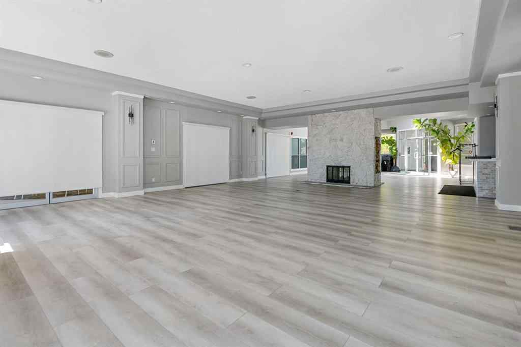 MLS® A2244594 - Unit #4 218 Village Terrace SW in Patterson Calgary, Residential
