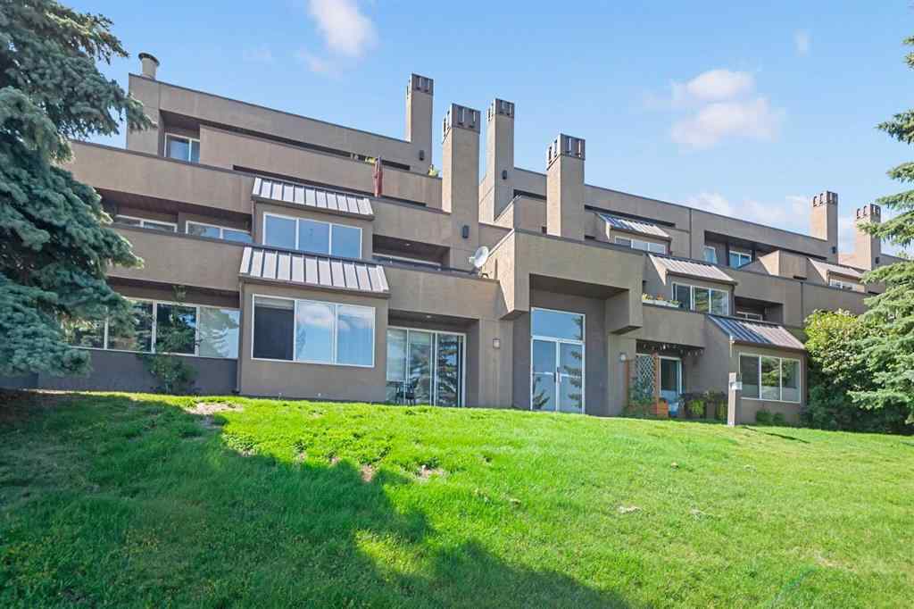 MLS® A2244594 - Unit #4 218 Village Terrace SW in Patterson Calgary, Residential