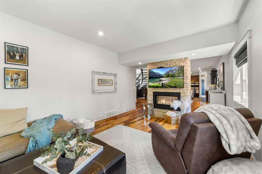 MLS® A2244601 - 71 Harrison Green  in NONE Olds, Residential