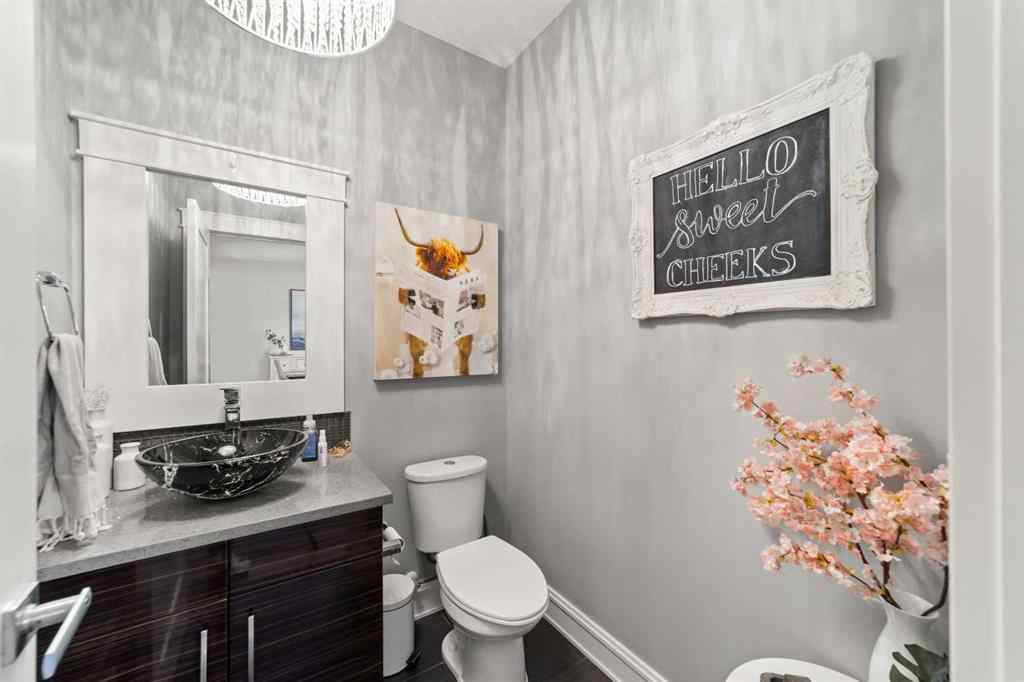 MLS® A2244601 - 71 Harrison Green  in NONE Olds, Residential