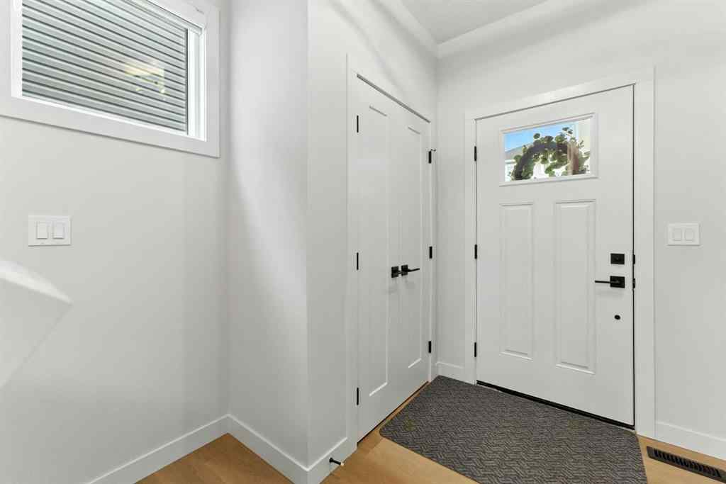 MLS® A2244605 - 20 Heritage Lane  in Heritage Hills Cochrane, Residential