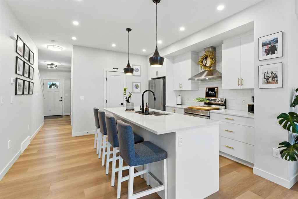 MLS® A2244605 - 20 Heritage Lane  in Heritage Hills Cochrane, Residential