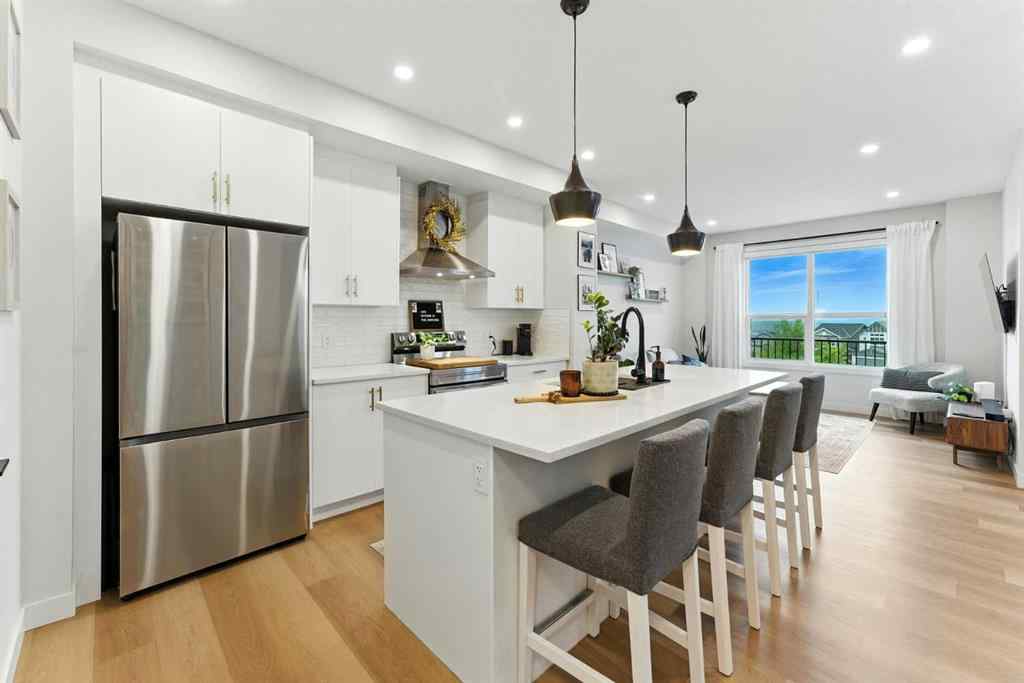 MLS® A2244605 - 20 Heritage Lane  in Heritage Hills Cochrane, Residential