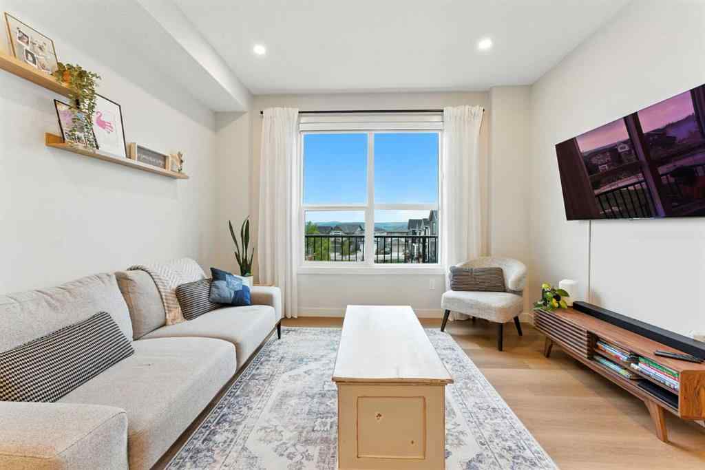 MLS® A2244605 - 20 Heritage Lane  in Heritage Hills Cochrane, Residential