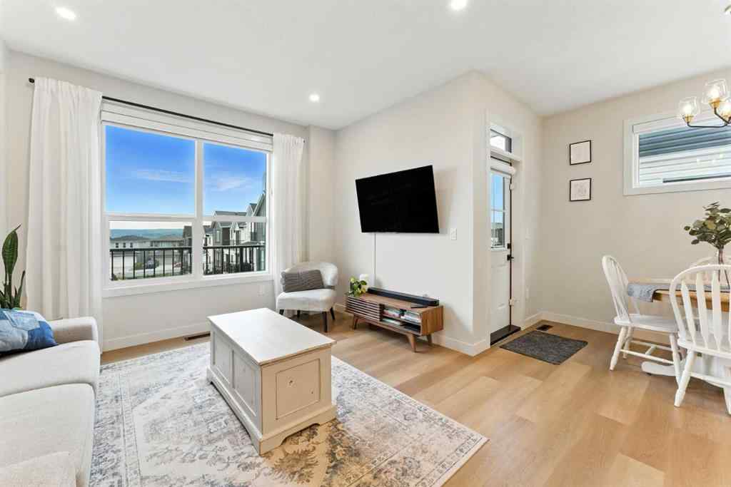 MLS® A2244605 - 20 Heritage Lane  in Heritage Hills Cochrane, Residential