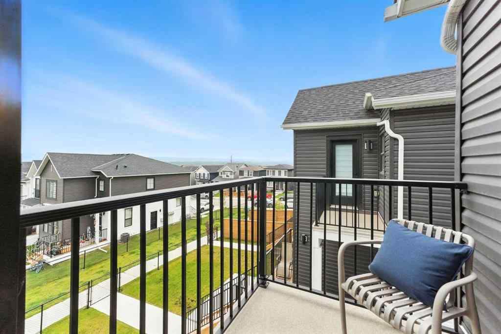 MLS® A2244605 - 20 Heritage Lane  in Heritage Hills Cochrane, Residential