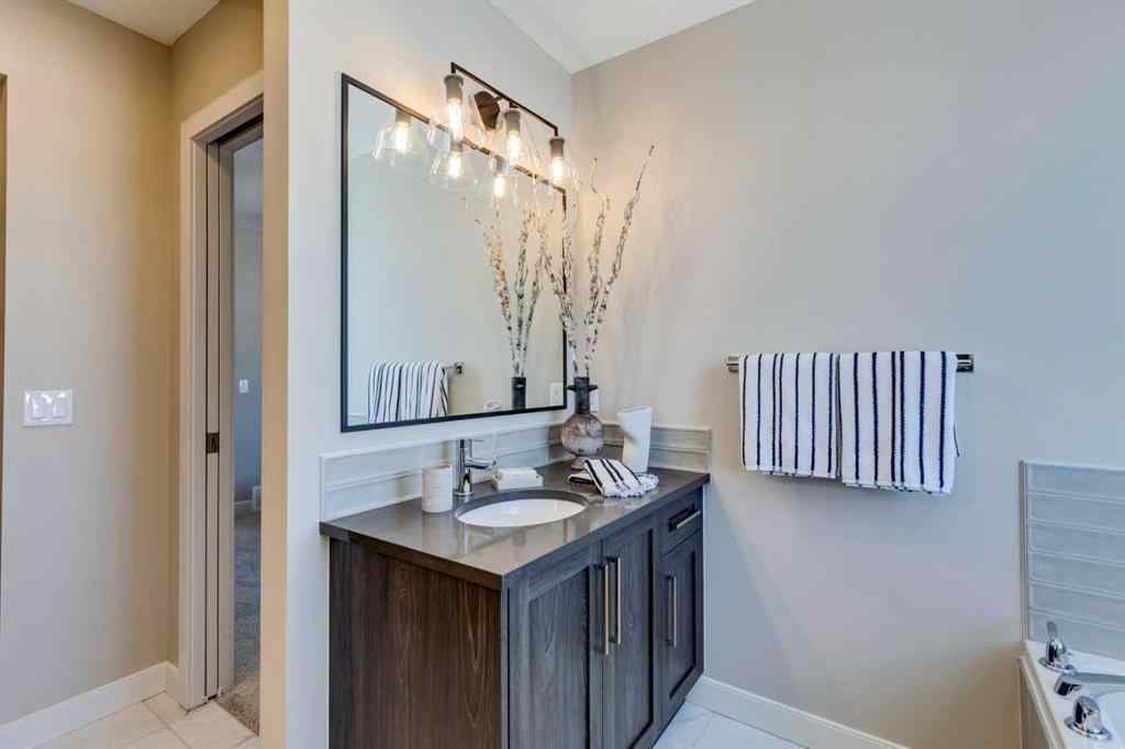 MLS® A2244606 - 220 Waterford Heath  in Waterford Chestermere, Residential