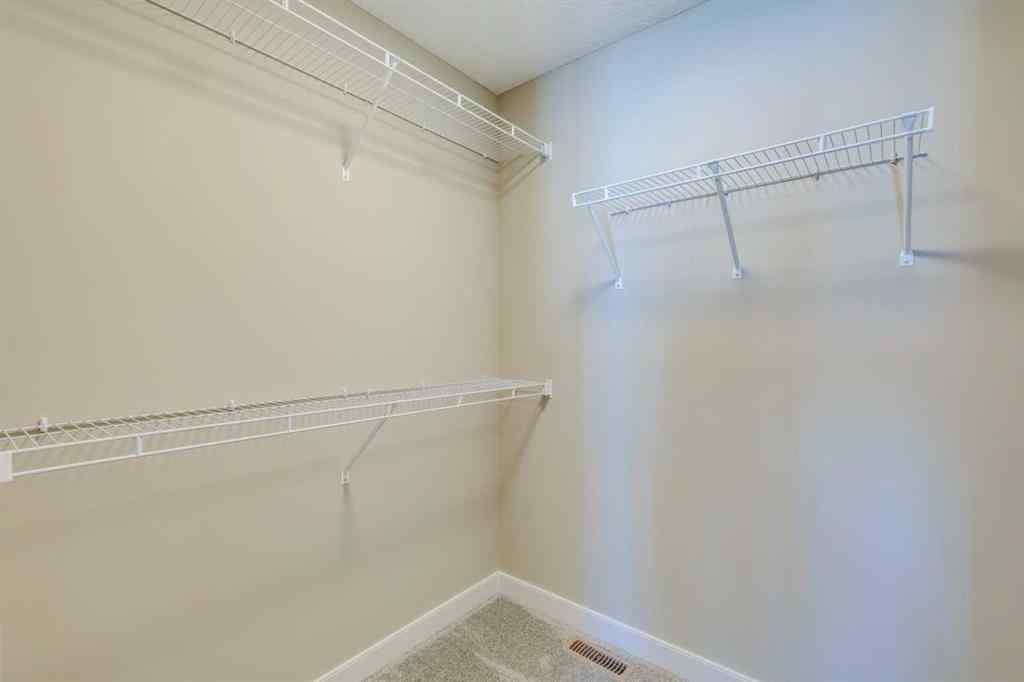 MLS® A2244606 - 220 Waterford Heath  in Waterford Chestermere, Residential