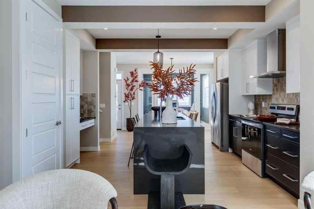 MLS® A2244606 - 220 Waterford Heath  in Waterford Chestermere, Residential