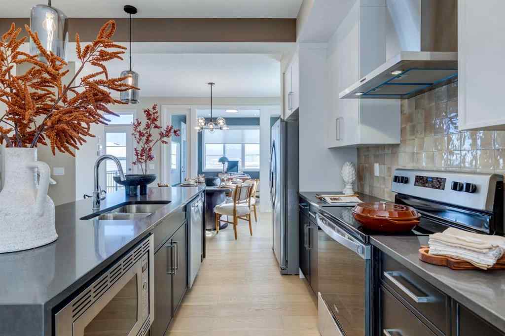 MLS® A2244606 - 220 Waterford Heath  in Waterford Chestermere, Residential