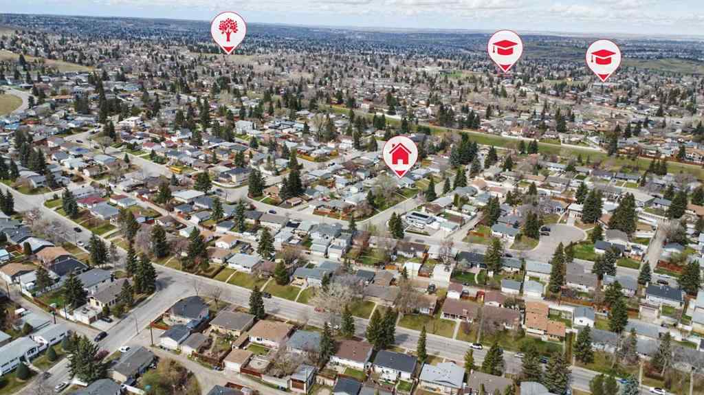 MLS® A2244611 - 828 Hunterston Crescent NW in Huntington Hills Calgary, Residential
