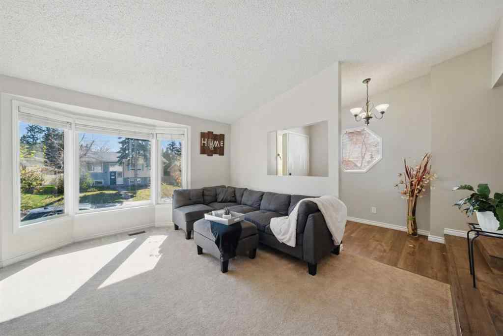 MLS® A2244611 - 828 Hunterston Crescent NW in Huntington Hills Calgary, Residential