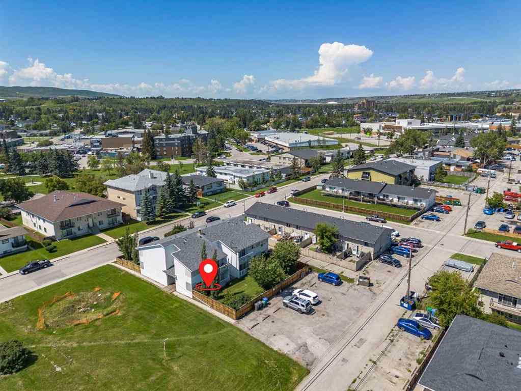 MLS® A2244613 - Unit #1 4328 75 Street NW in Bowness Calgary, Residential
