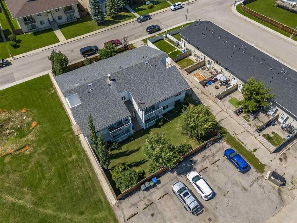 MLS® A2244613 - Unit #1 4328 75 Street NW in Bowness Calgary, Residential